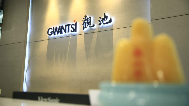 女装品牌VI设计报价：揭秘品牌形象塑造的定价逻辑**