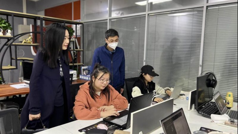 短视频制作公司加盟代理：揭秘短视频产业链中的关键一环